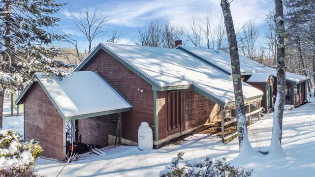 $420,000 | 29 North Hill Road, Buckfield, ME 04220