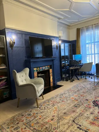 $2,950 | 189 Beacon Street, Unit 4, Boston, MA 02116