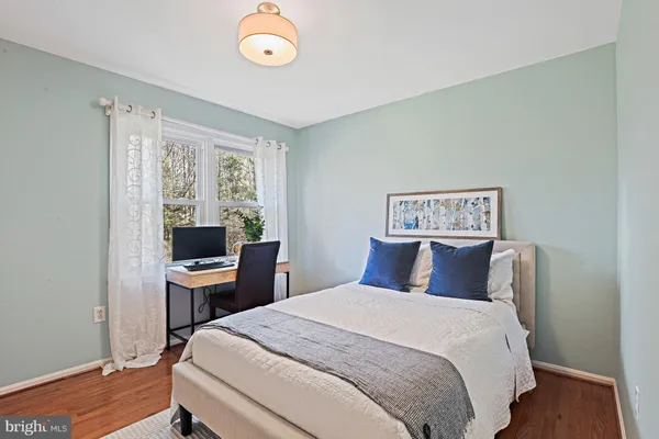 $1,505,000 | 1633 Lozano Drive, Vienna, VA 22182