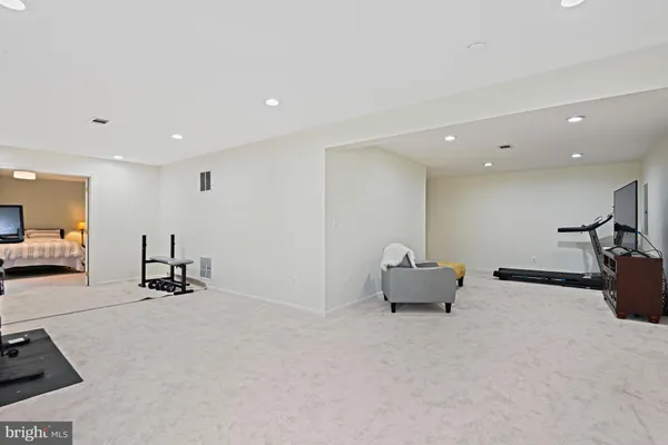 $1,505,000 | 1633 Lozano Drive, Vienna, VA 22182