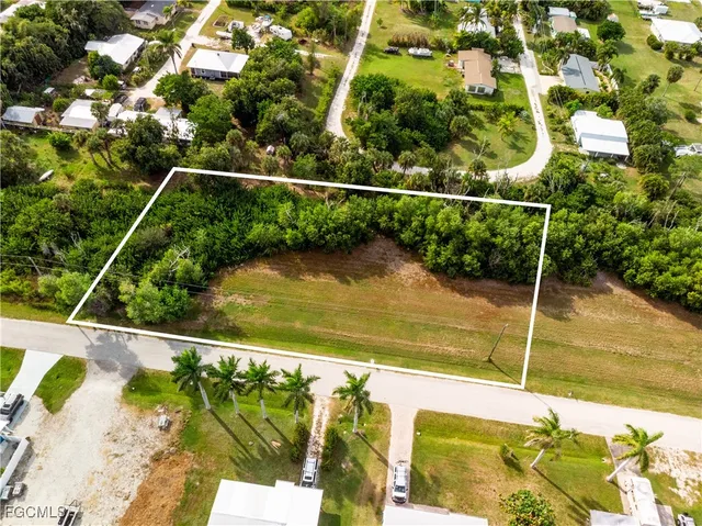 $320,000 | 15855 Bellflower Street, Bokeelia, FL 33922