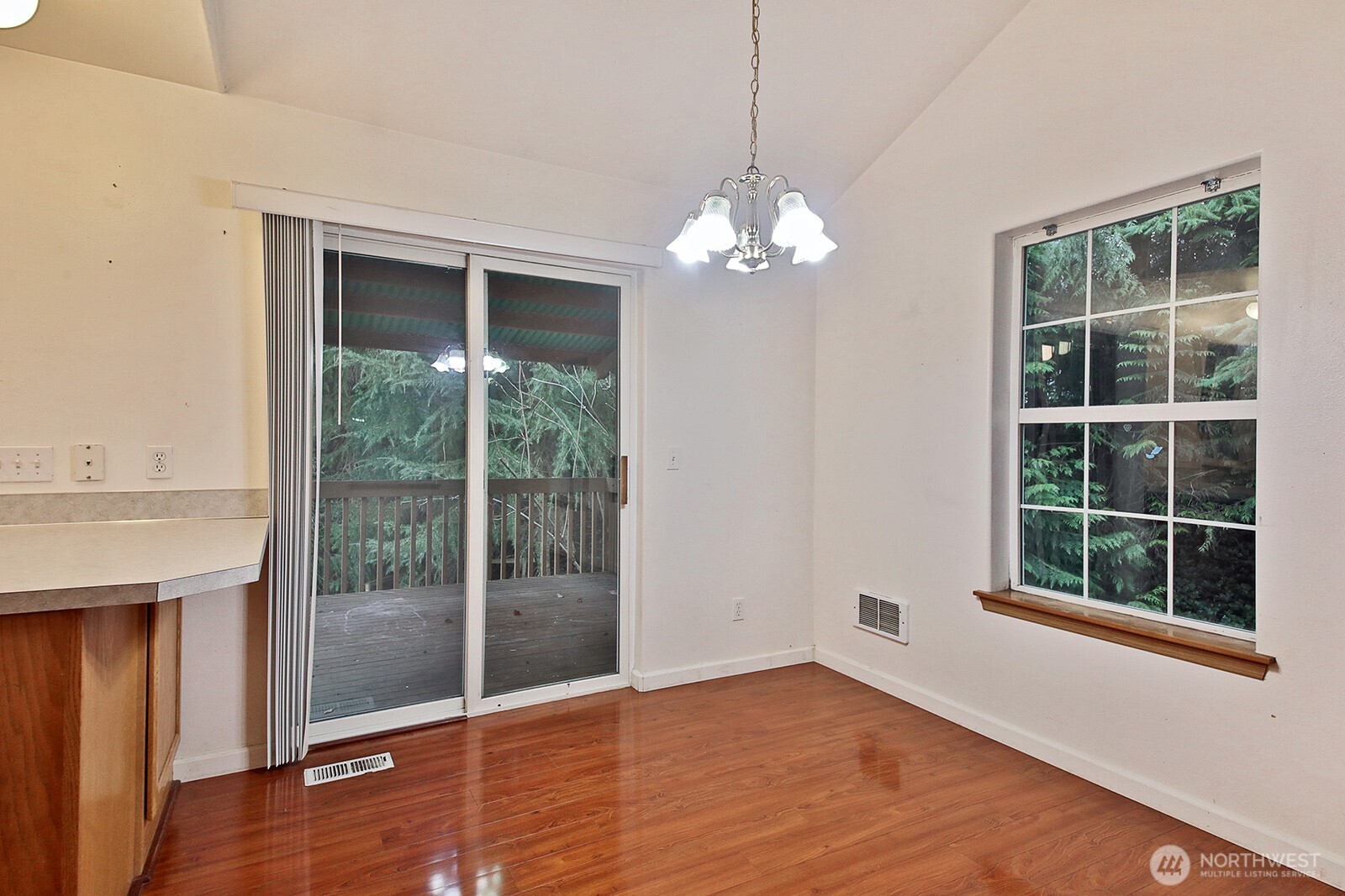 4369 Shadowood Drive Clinton, WA 98236 - Photo 22 of 37 a view of empty room with wooden floor and fan
