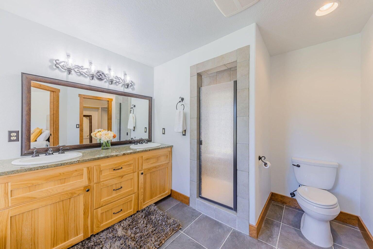 400 Tetherow Road Williams, OR 97544 - Photo 17 of 60 18