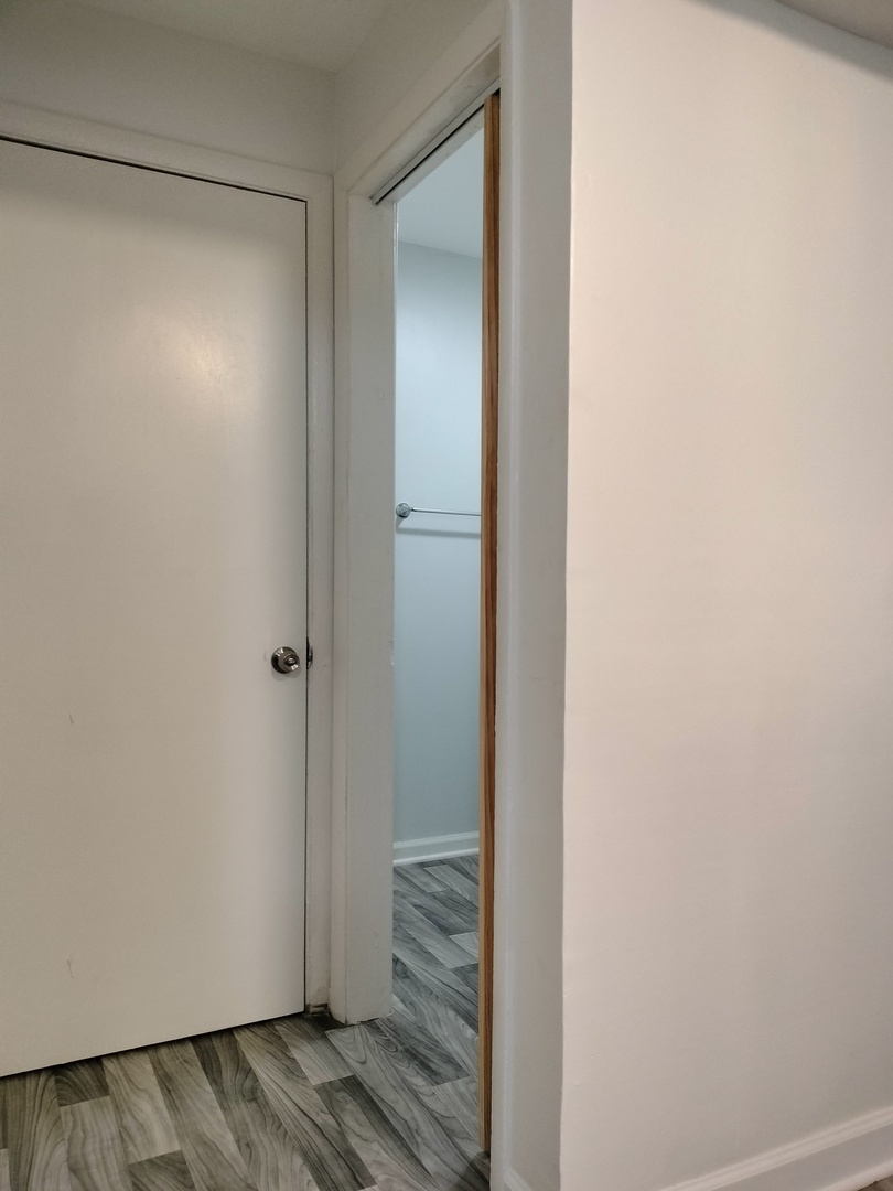 7910 South Muskegon Avenue, Unit 1 Chicago, IL 60617 - Photo 14 of 21 a view of a bathroom