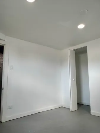 $1,490 | 7910 South Muskegon Avenue, Unit 1, Chicago, IL 60617