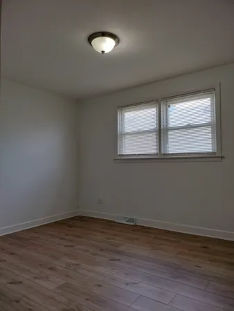 $1,490 | 7910 South Muskegon Avenue, Unit 1, Chicago, IL 60617