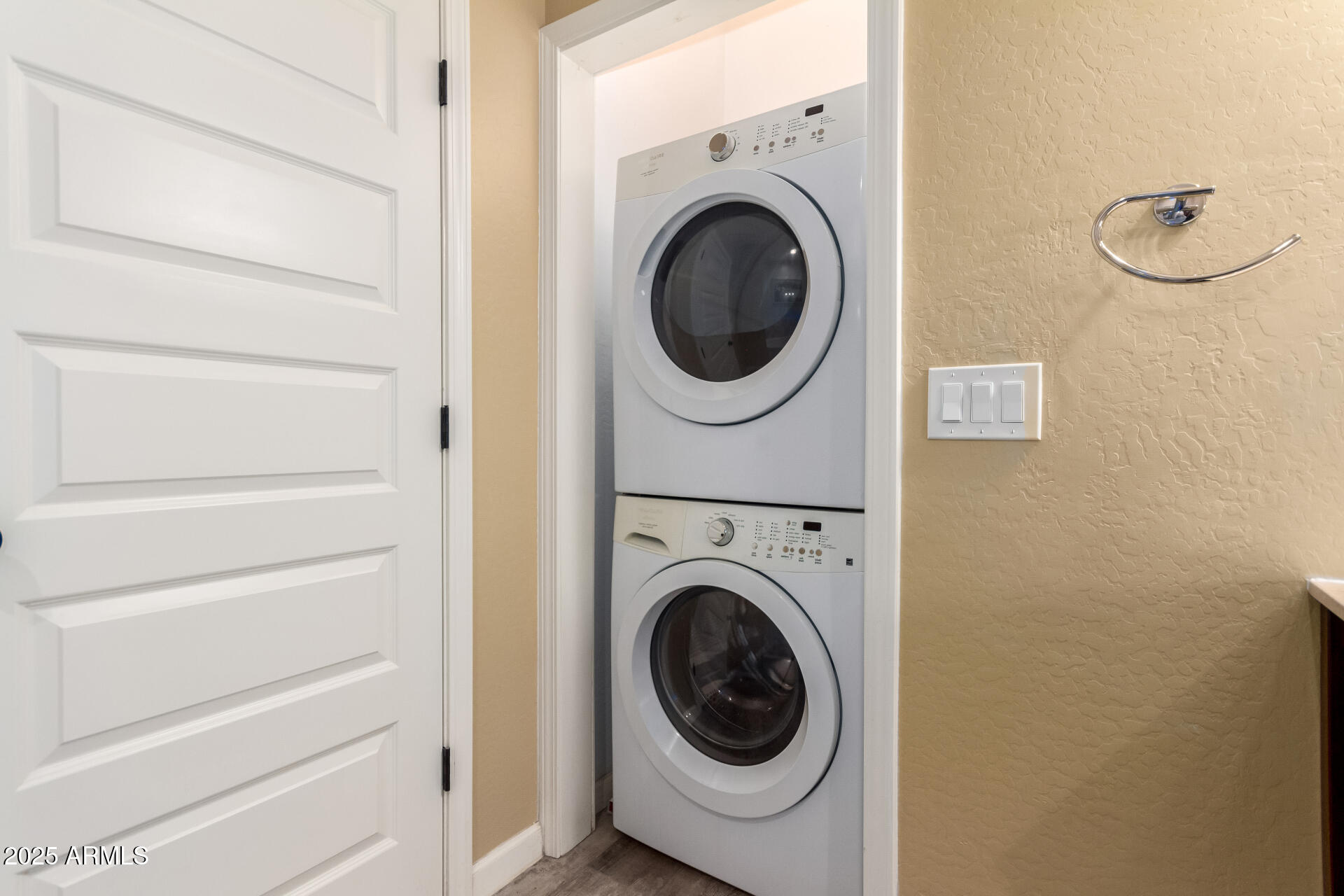 7517 North Perryville Road Waddell, AZ 85355 - Photo 49 of 65 Guest House Laundry