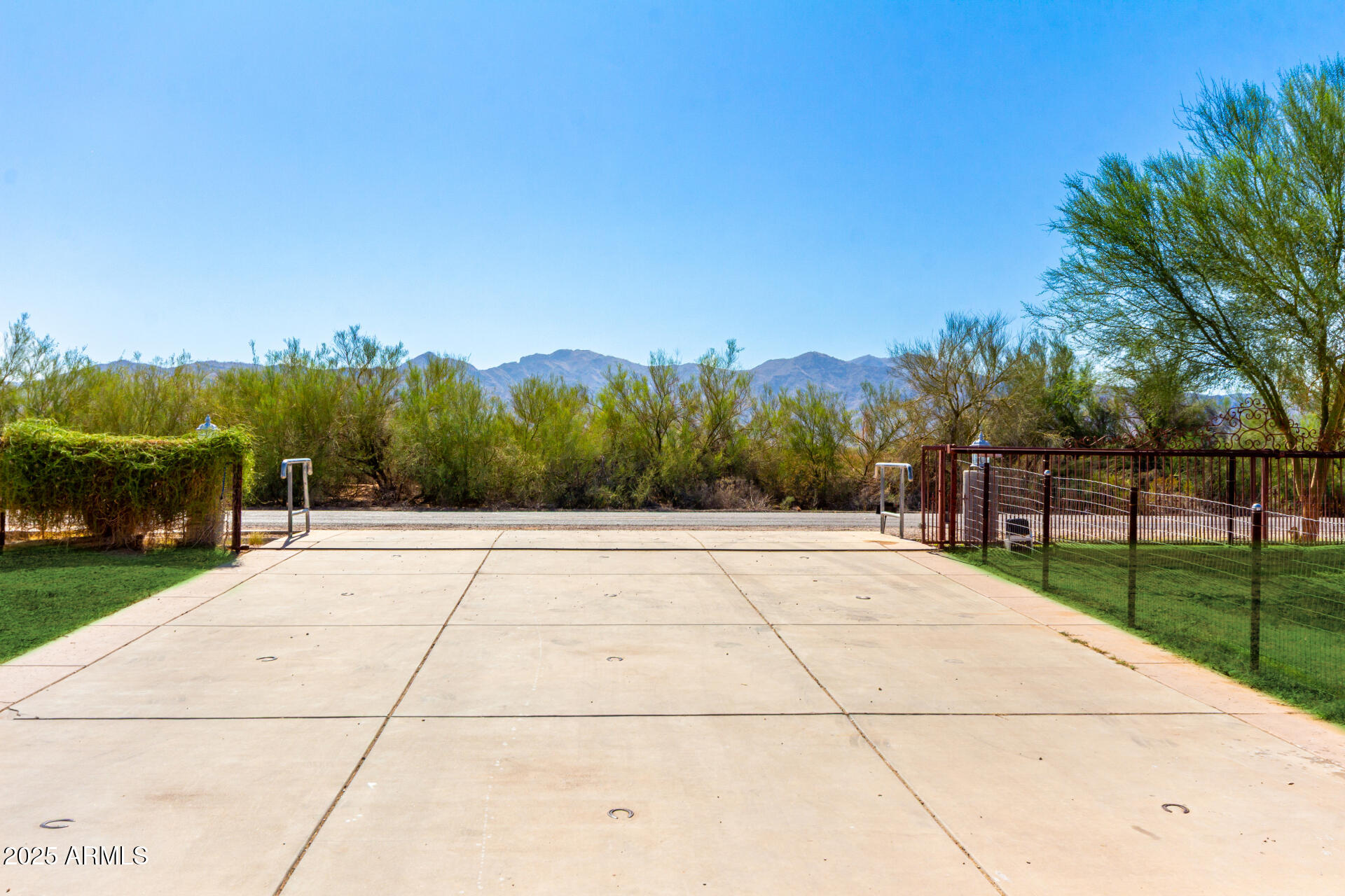 7517 North Perryville Road Waddell, AZ 85355 - Photo 8 of 65 66-Perryville