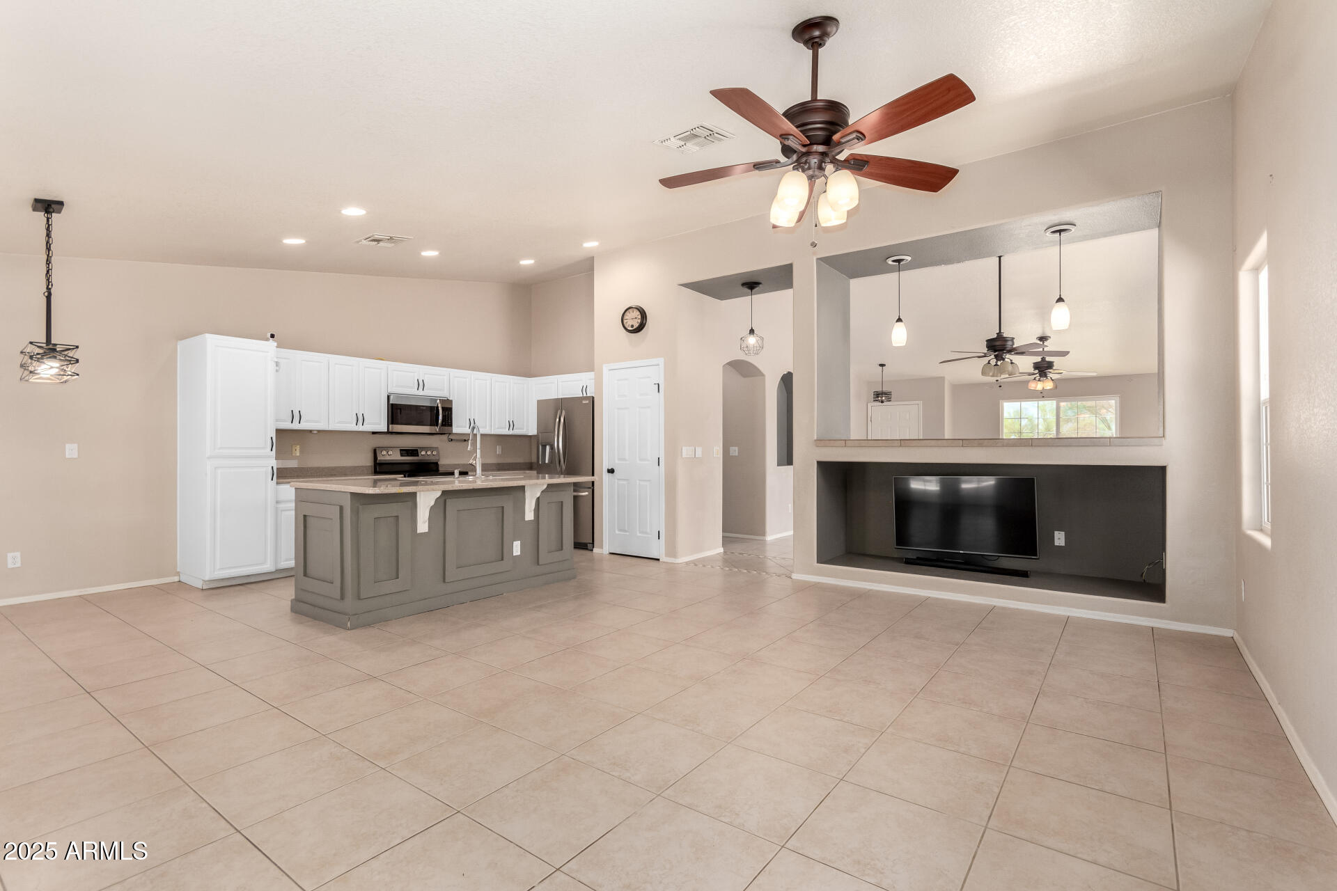 7517 North Perryville Road Waddell, AZ 85355 - Photo 9 of 65 20-Perryville