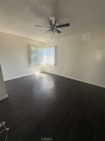 $1,995 | 3204 2nd Street, Long Beach, CA 90803