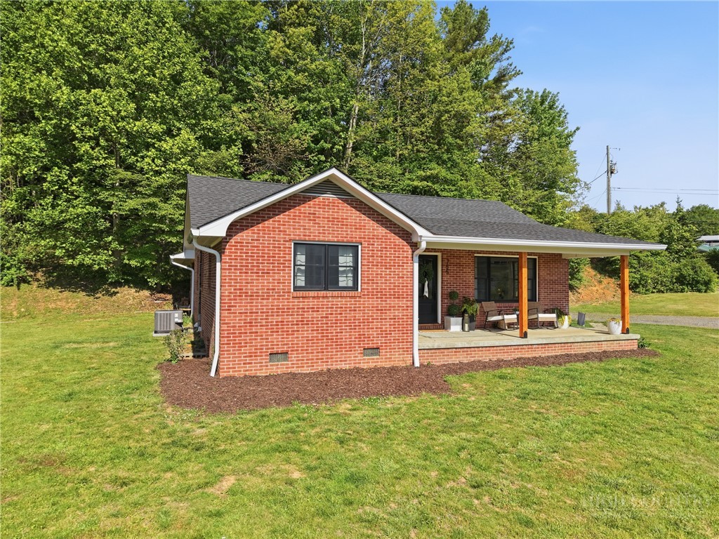 755 Ray Taylor Road West Jefferson, NC 28694 - Photo 25 of 30 Gallery Image 25