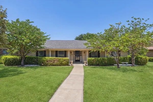 $425,000 | 1615 Marquette Drive, Richardson, TX 75081
