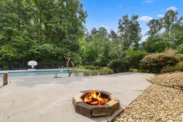 $2,100,000 | 12306 Yarnell Road, Knoxville, TN 37932