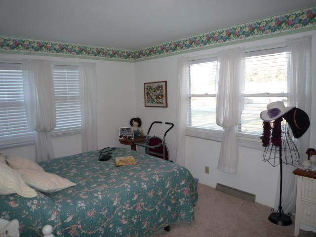 2013 Forbes Road Vincennes, IN 47591 - Photo 9 of 12 Gallery Image 9