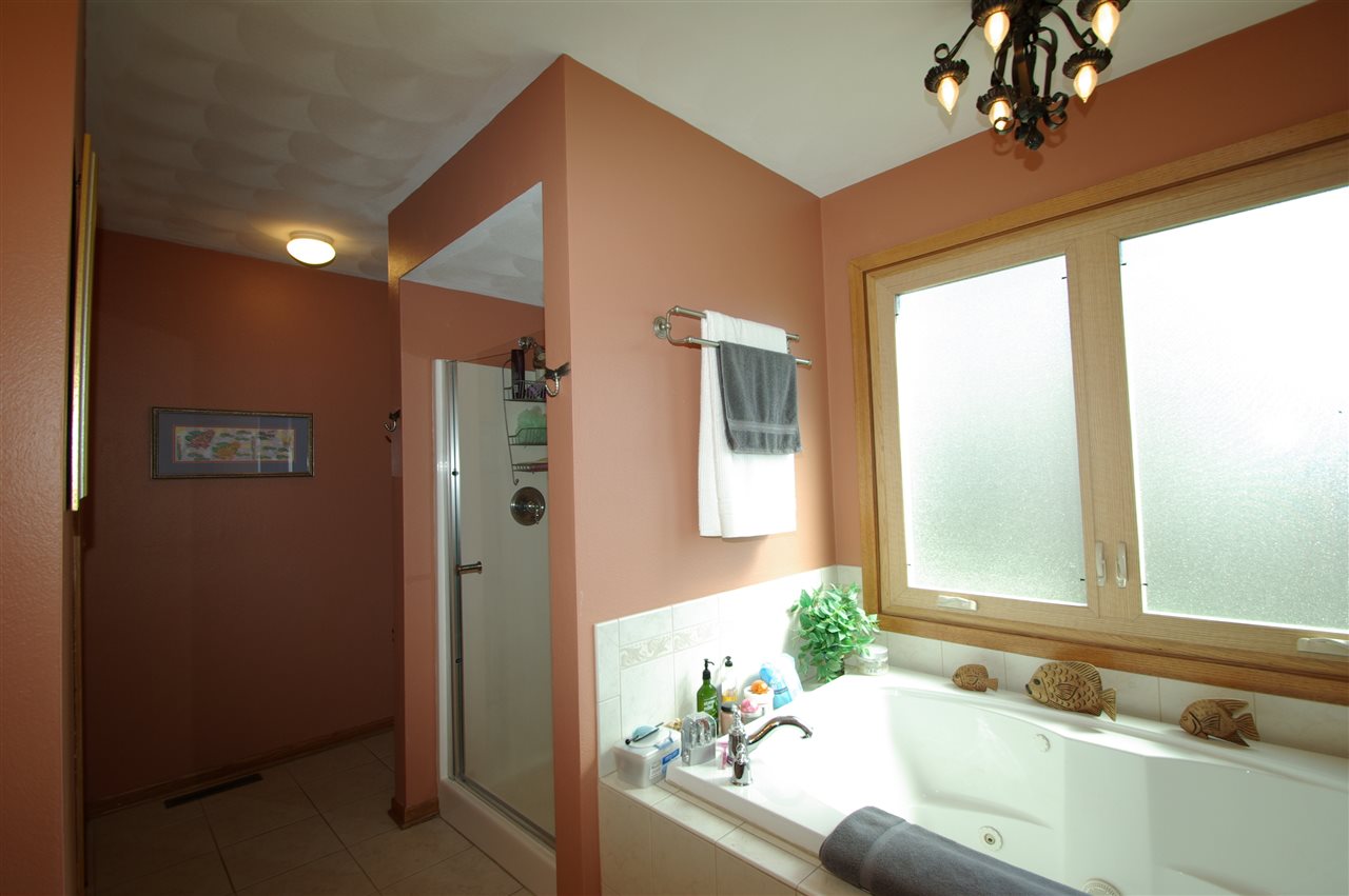 211 Starfire Road Poplar Grove, IL 61065 - Photo 12 of 25 Gallery Image 12