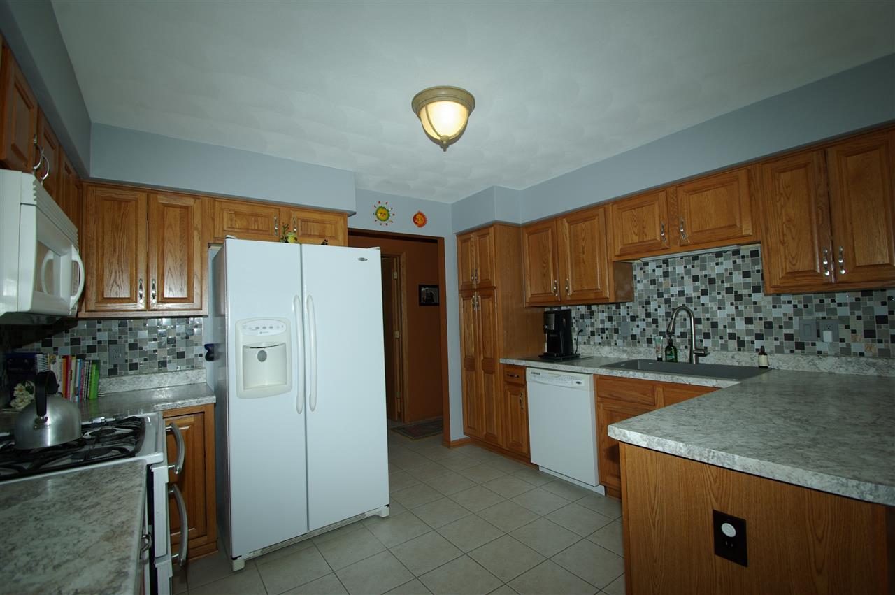 211 Starfire Road Poplar Grove, IL 61065 - Photo 4 of 25 Gallery Image 4