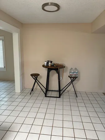 $1,800 | 9209 West Glen Oaks Circle North, Sun City, AZ 85351