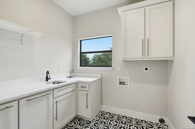 $829,000 | 29307 Grand Coteau Drive, Boerne, TX 78015