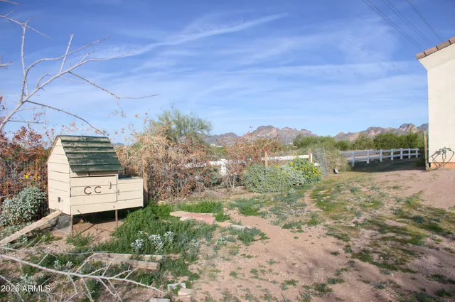 a bathroom with a tub