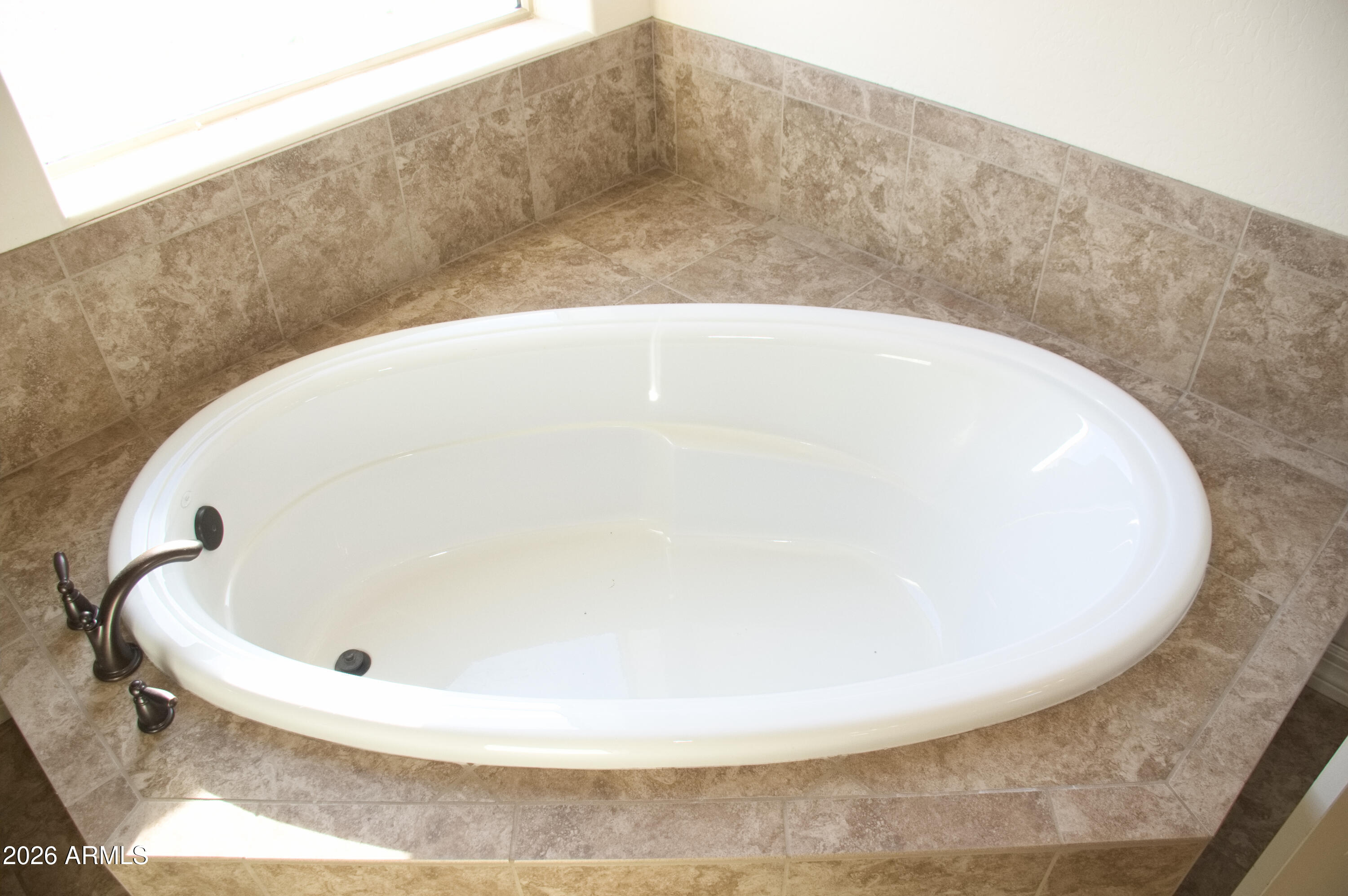 1623 East Hidalgo Street Apache Junction, AZ 85119 - Photo 59 of 65 Soaker tub