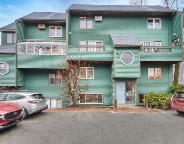 $861,000 | 6 Sherman Street, Unit 6A, Cambridge, MA 02138