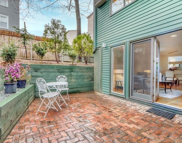 $861,000 | 6 Sherman Street, Unit 6A, Cambridge, MA 02138