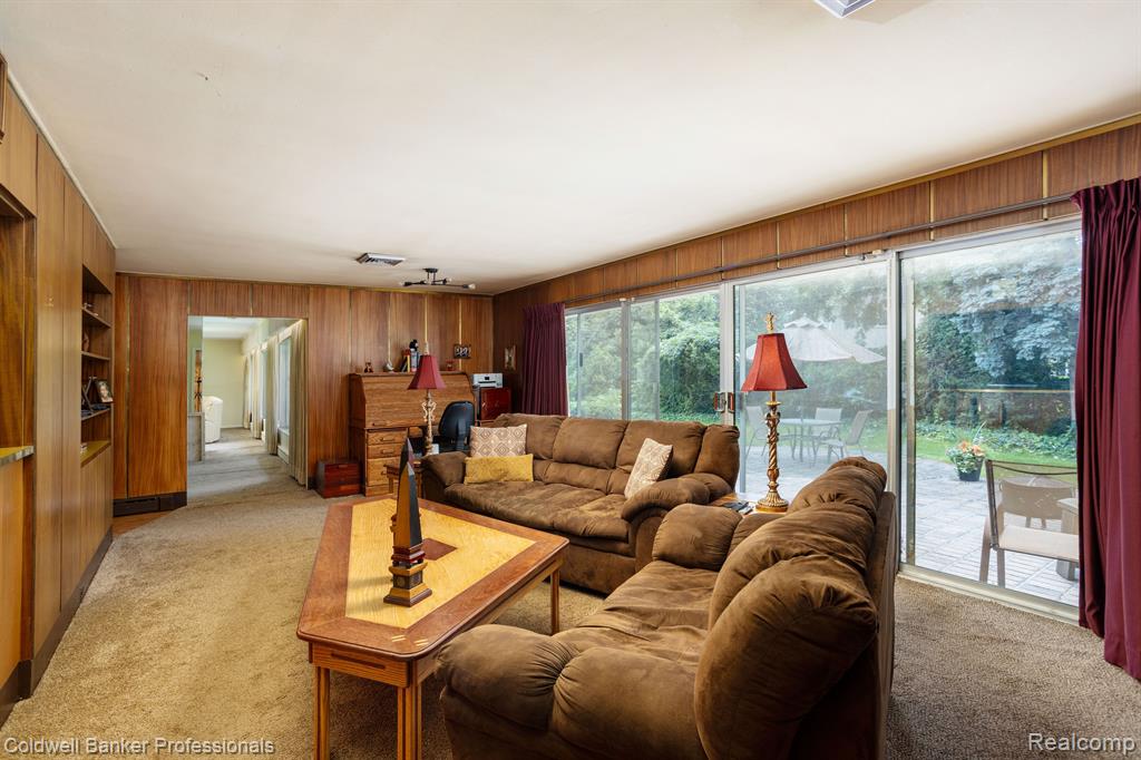 75 Shoreham Road Grosse Pointe Shores, MI 48236 - Photo 22 of 39