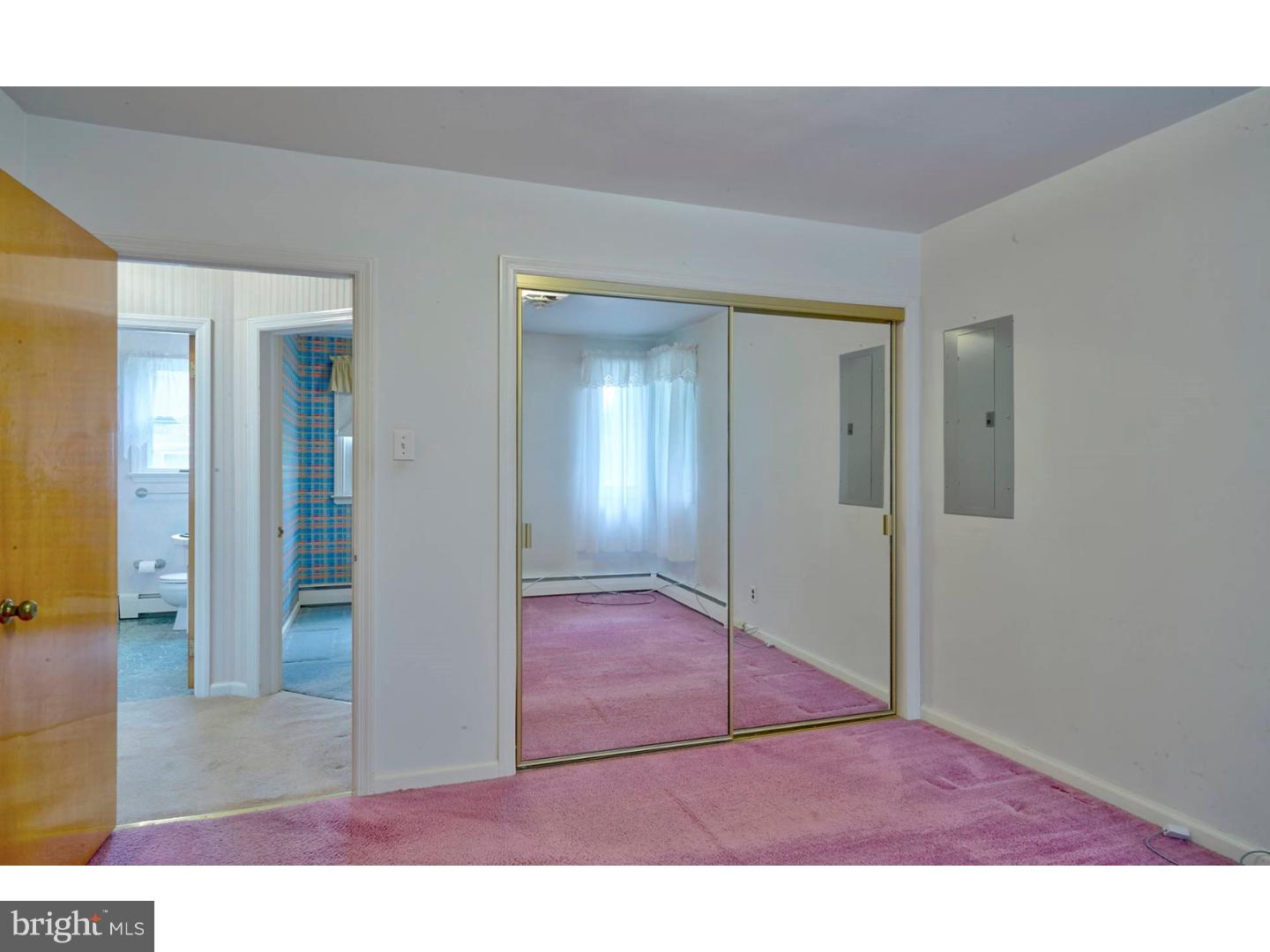 8 North Warwick Road Somerdale, NJ 08083 - Photo 11 of 25 Bedroom - Main