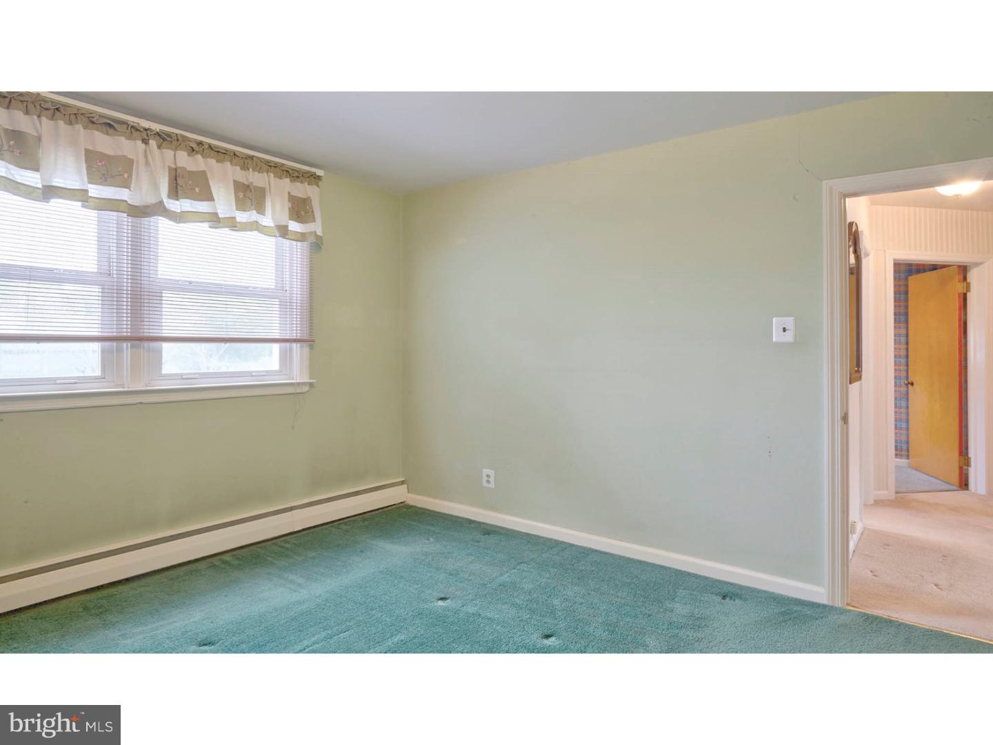 8 North Warwick Road Somerdale, NJ 08083 - Photo 20 of 25 Bedroom