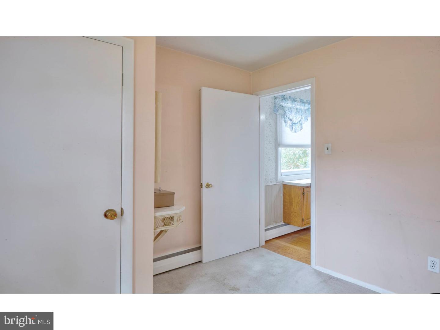 8 North Warwick Road Somerdale, NJ 08083 - Photo 21 of 25 Bedroom