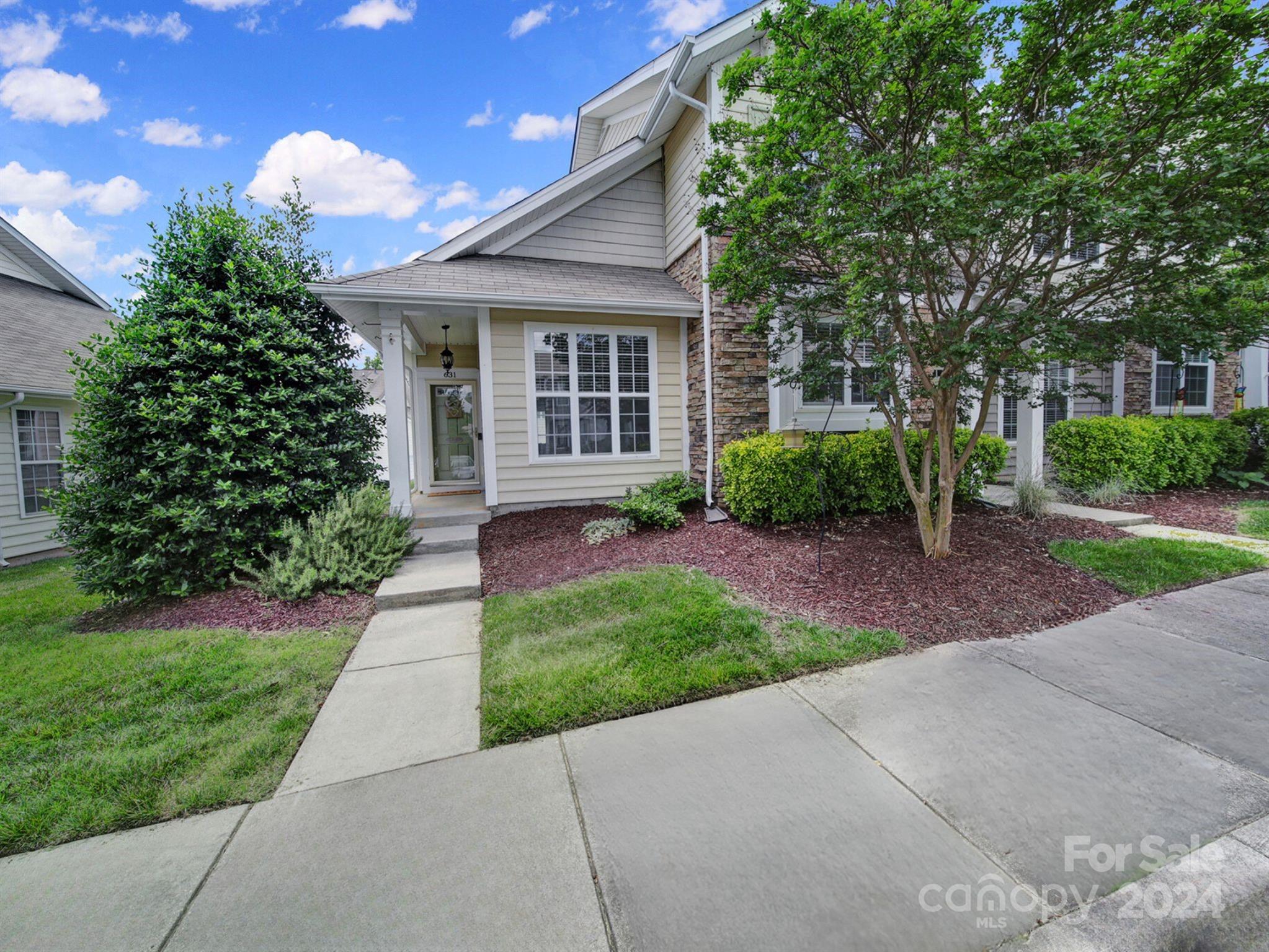 631 Brickdust Court Fort Mill, SC 29708 - Photo 2 of 39 Gallery Image 2
