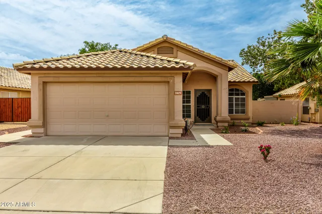 $3,200 | 7415 West Crest Lane, Glendale, AZ 85310