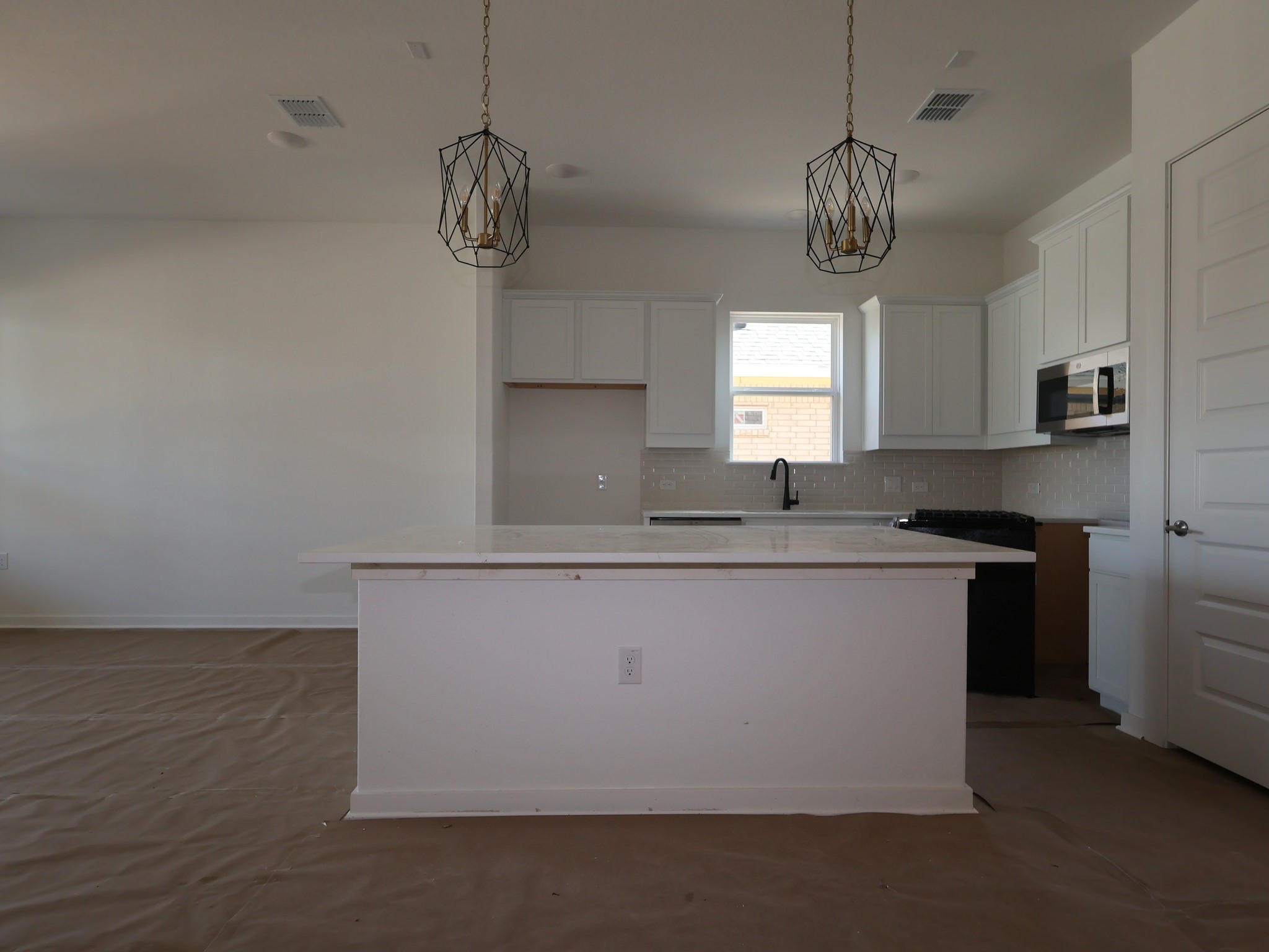 13104 Incline Drive Austin, TX 78652 - Photo 4 of 19
