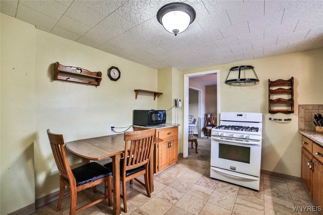 46 Fries Road Tonawanda, NY 14150 - Photo 14 of 32