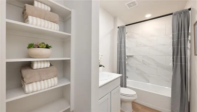 $297,900 | 30301 Lancaster Court, Lacombe, LA 70445