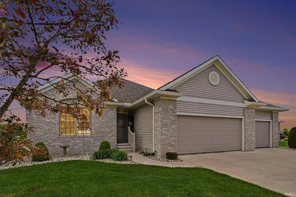 $459,900 | 242 River Park Drive, Middlebury, IN 46540