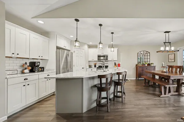 $459,900 | 242 River Park Drive, Middlebury, IN 46540