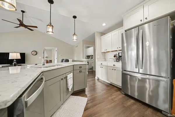 $459,900 | 242 River Park Drive, Middlebury, IN 46540