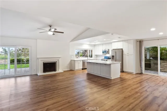 $5,000 | 23941 Vía Navarra, Mission Viejo, CA 92691