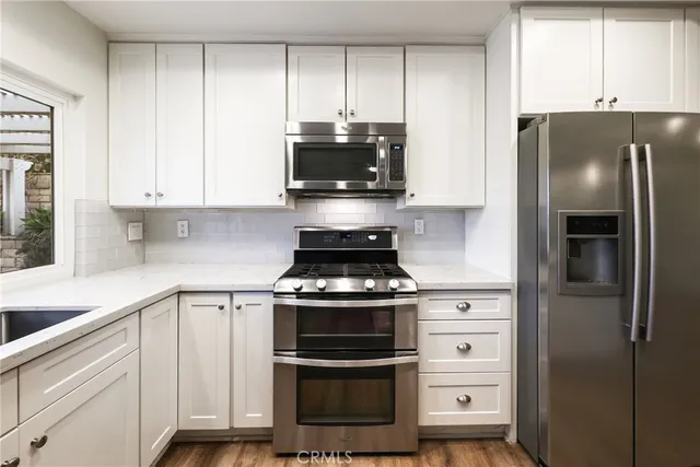 $5,000 | 23941 Vía Navarra, Mission Viejo, CA 92691