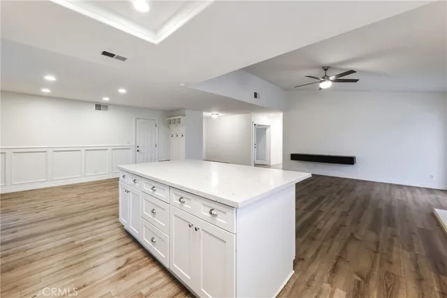 $5,000 | 23941 Vía Navarra, Mission Viejo, CA 92691