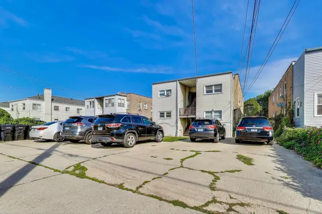 a picture of a room with a white wall