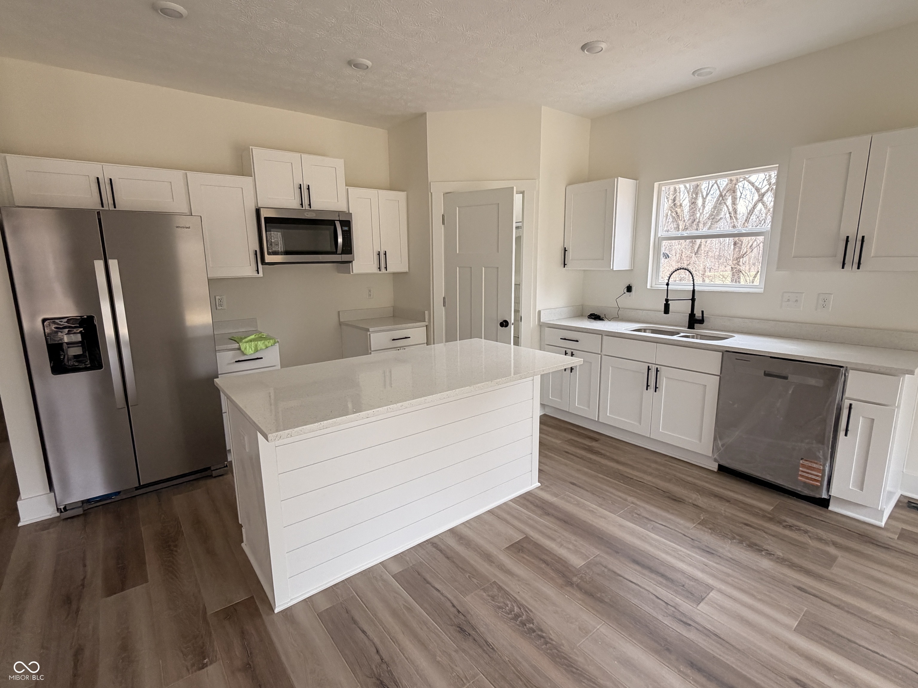 196 Jefferson Valley Coatesville, IN 46121 - Photo 2 of 20