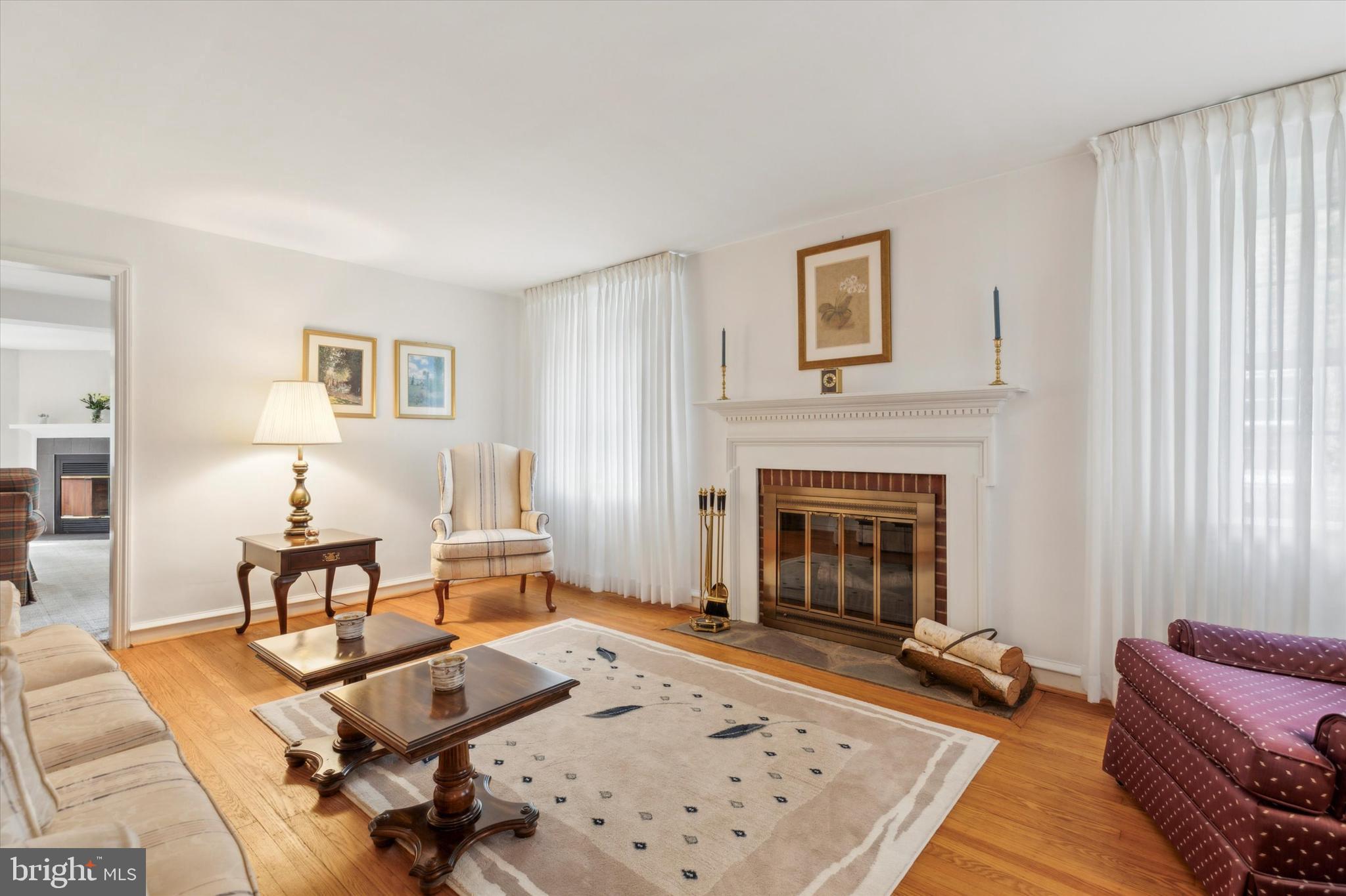 141 Sutton Road Ardmore, PA 19003 - Photo 3 of 25 Gallery Image 3
