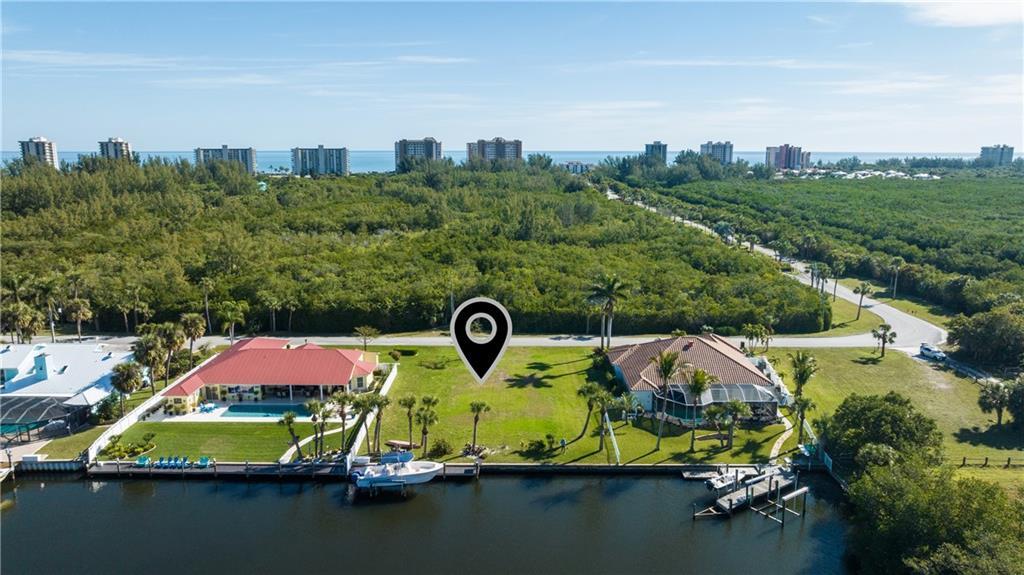 83 Queens Road Hutchinson Island, FL 34949 - Photo 1 of 36 1