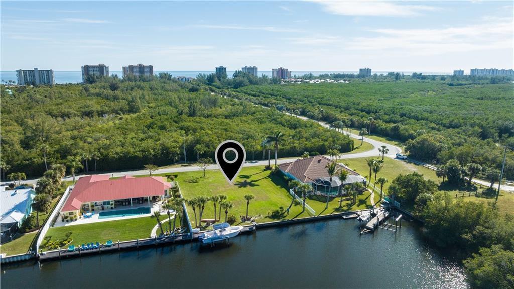 83 Queens Road Hutchinson Island, FL 34949 - Photo 15 of 36 15