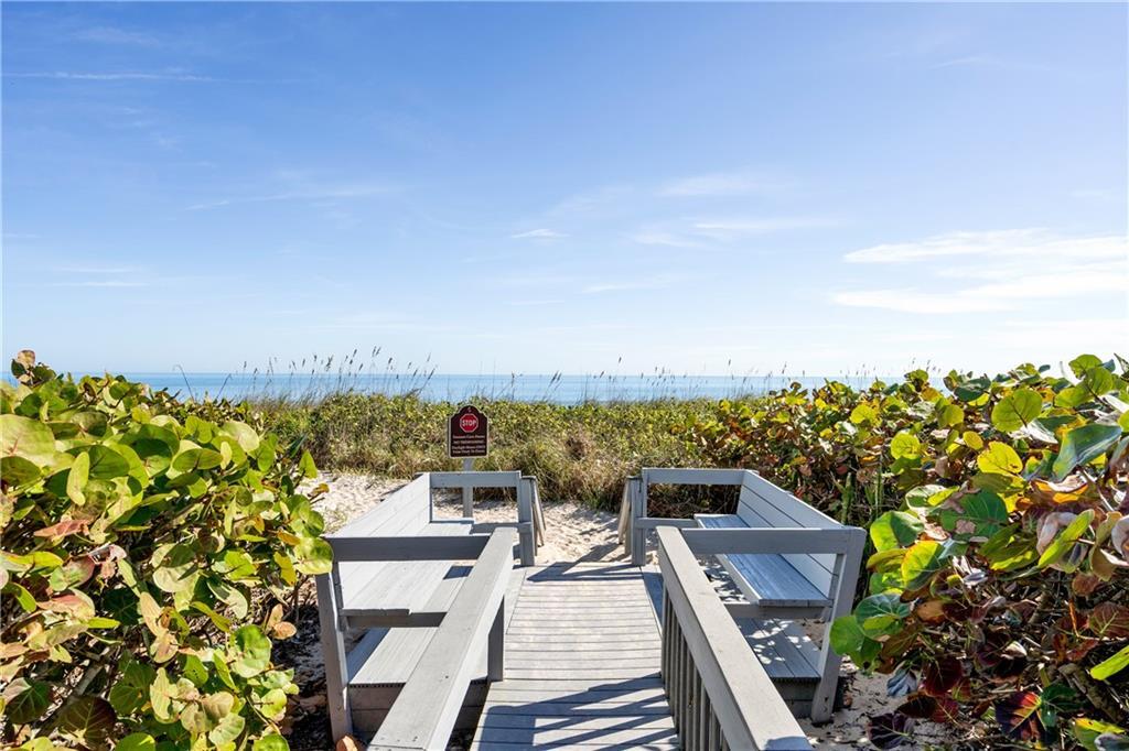 83 Queens Road Hutchinson Island, FL 34949 - Photo 28 of 36 28