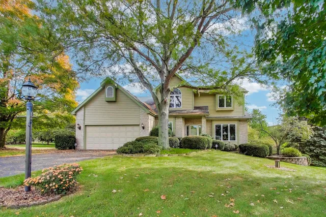 $515,000 | 8720 Galleria Court, Spring Grove, IL 60081