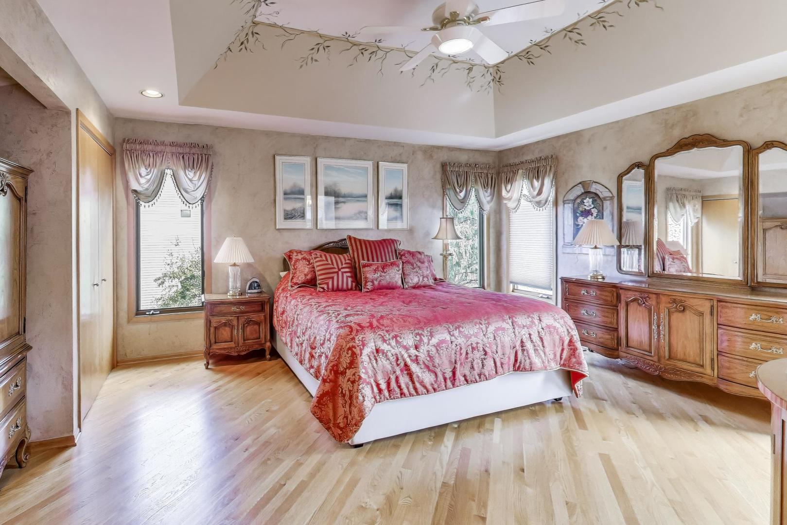 8720 Galleria Court Spring Grove, IL 60081 - Photo 16 of 36