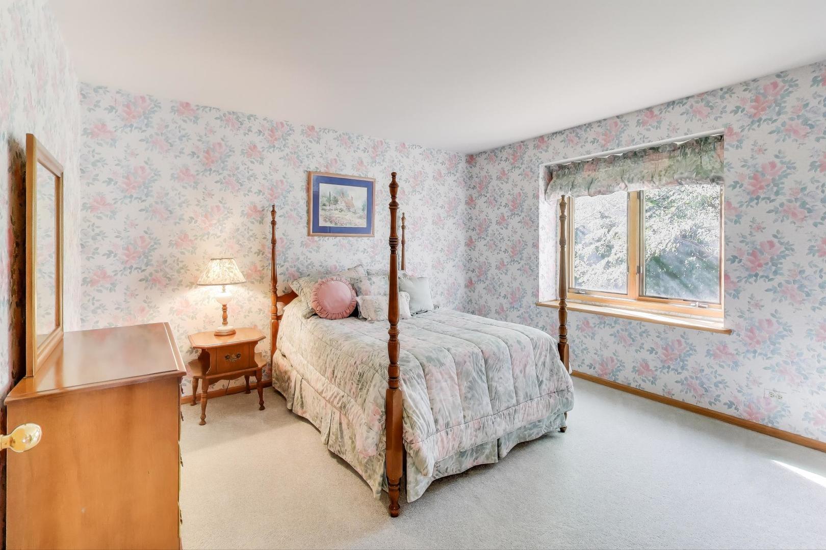 8720 Galleria Court Spring Grove, IL 60081 - Photo 24 of 36